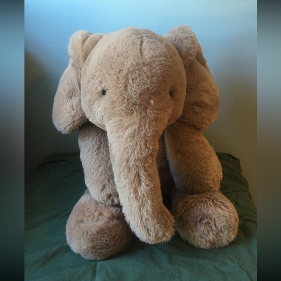 My last one!! Jellycat NWT Large Smudge Elephant - Picture 2 of 5